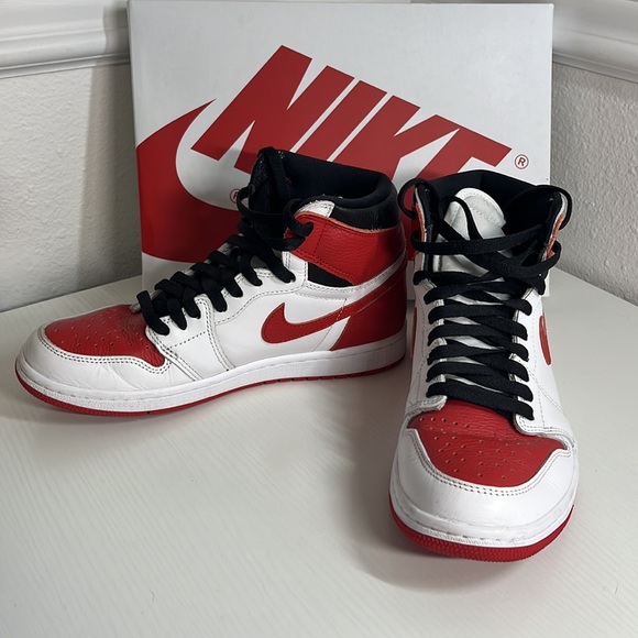 Air Jordan 1 retro high OG - Picture 3 of 6